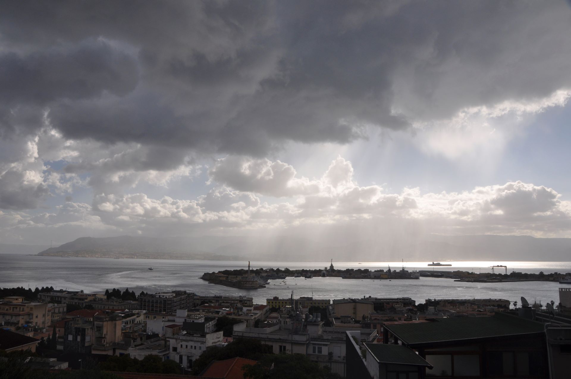 Messina (Photo license: CC BY 2.0)